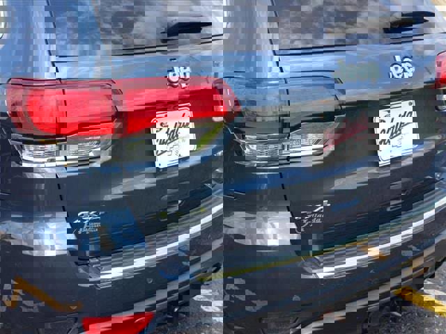 Used 2020 Jeep Grand Cherokee Limited w/ Trailer Tow Group IV image 45