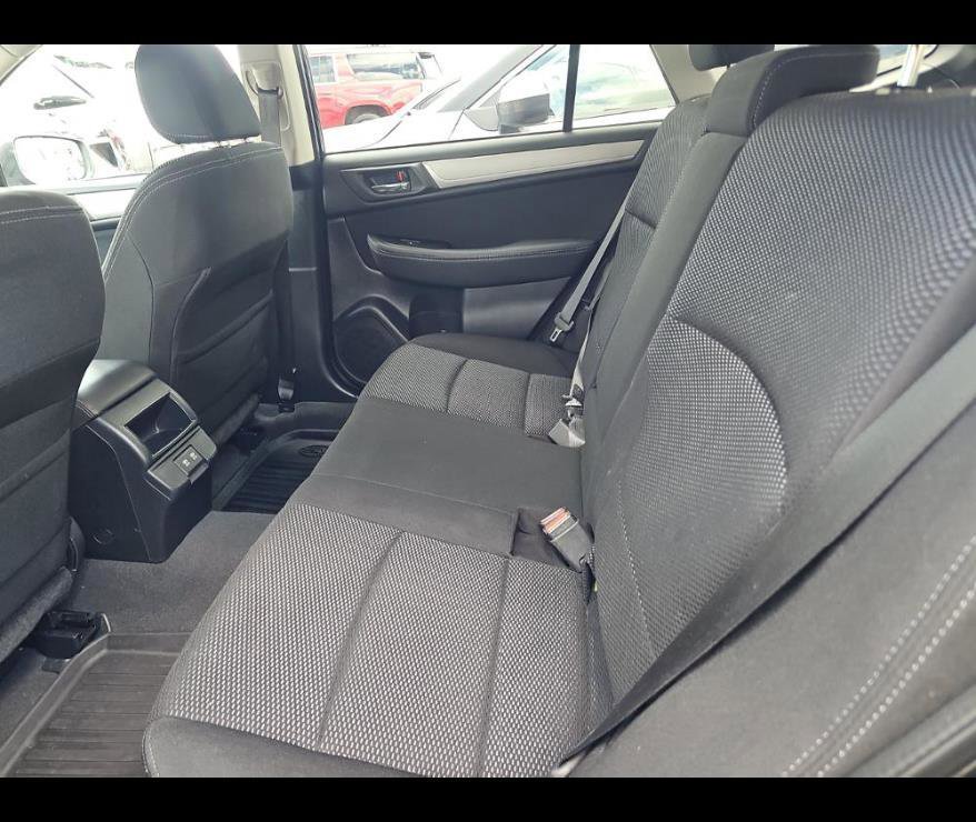 Used 2019 Subaru Outback 2.5i Premium AWD/4WD image 7