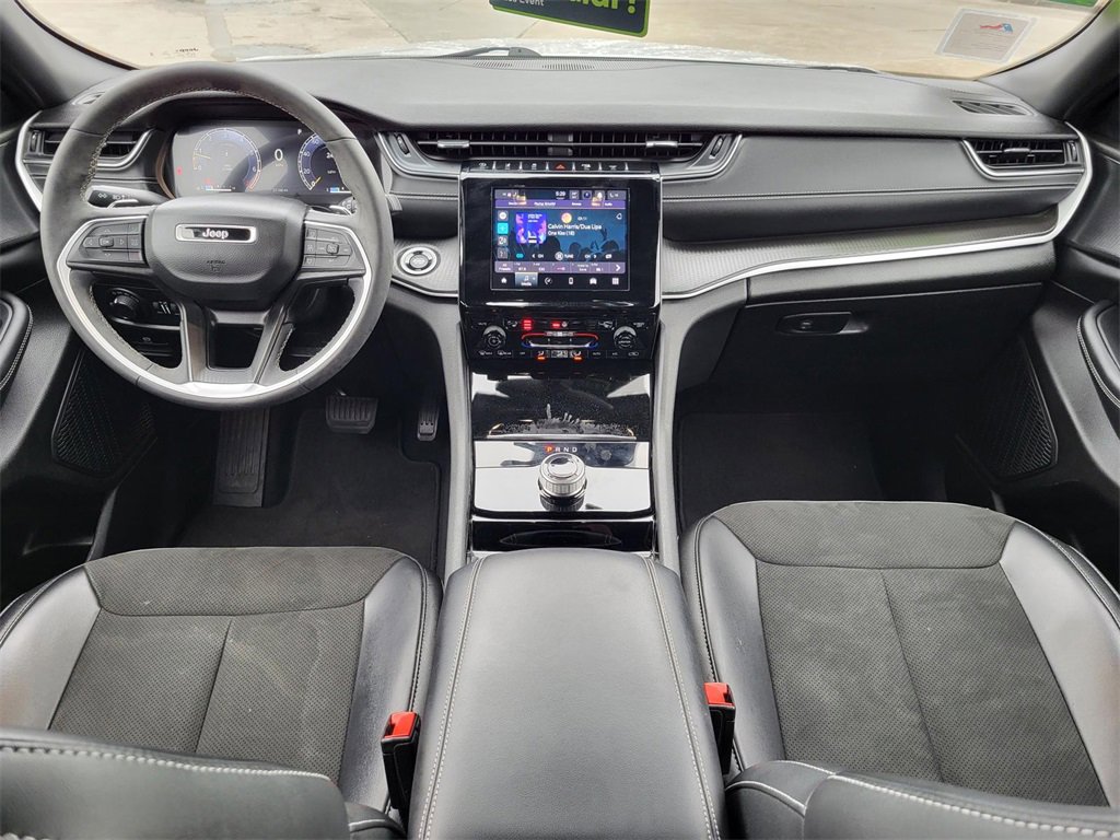 Used 2023 Jeep Grand Cherokee Altitude image 14