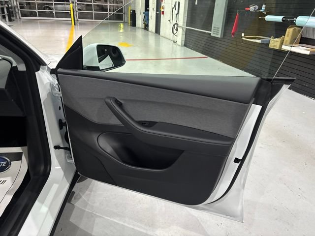 Used 2026 Tesla Model Y Long Range AWD/4WD image 22