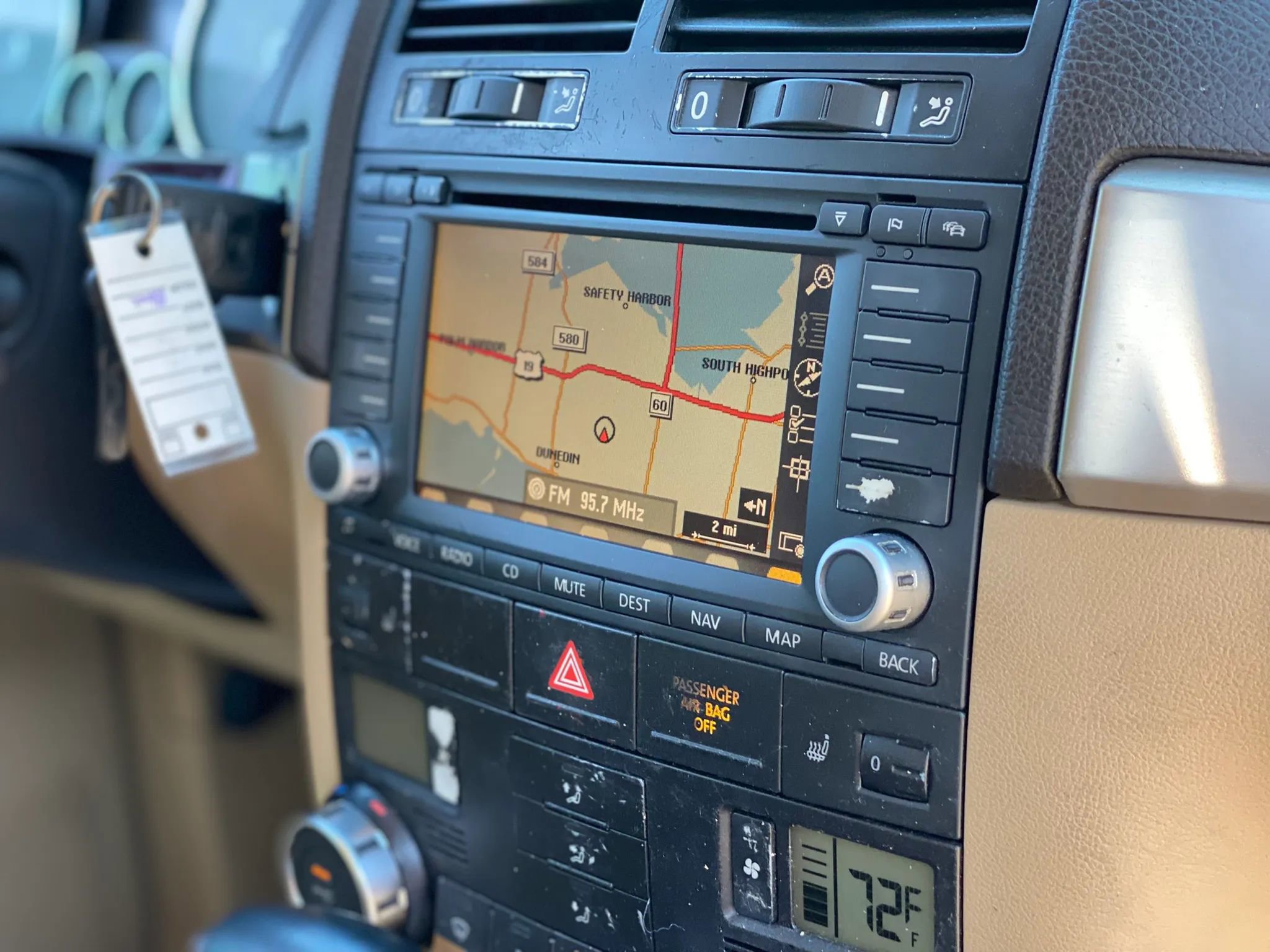 Used 2005 Volkswagen Touareg V8 image 12