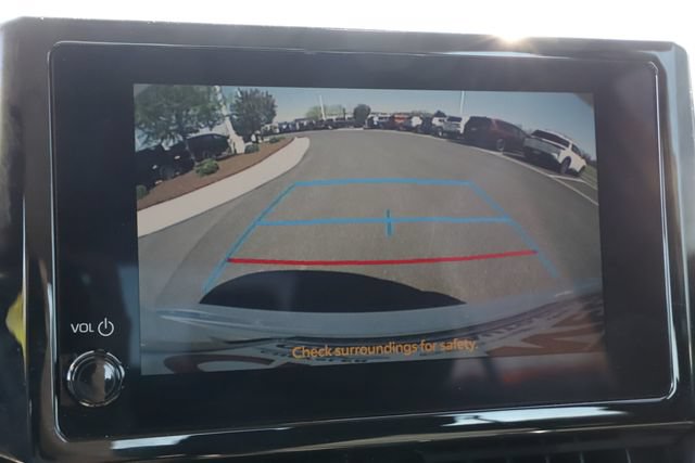 Used 2025 Toyota Corolla LE FWD image 29