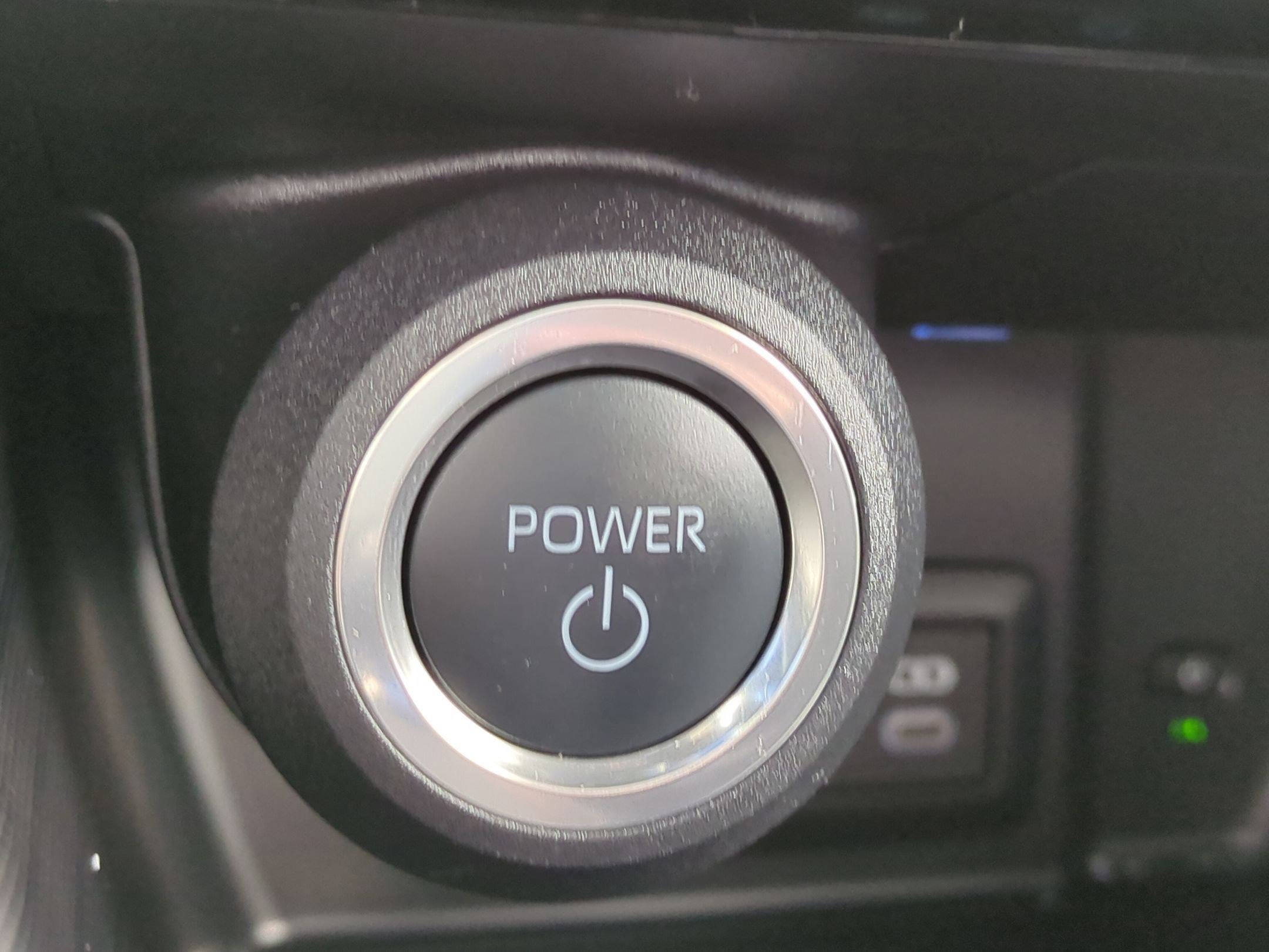 Used 2024 Toyota Venza Nightshade image 19