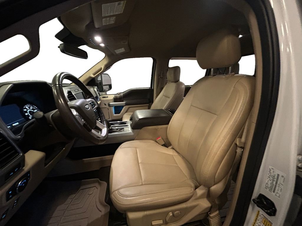 Used 2019 Ford F150 Lariat image 9