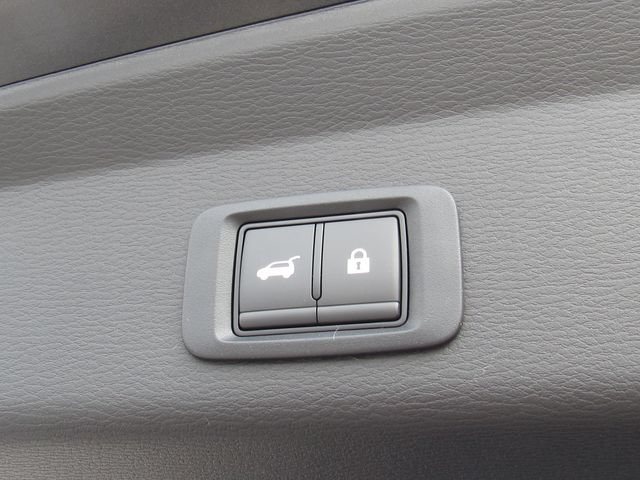 New 2026 Mitsubishi Outlander SE FWD image 6