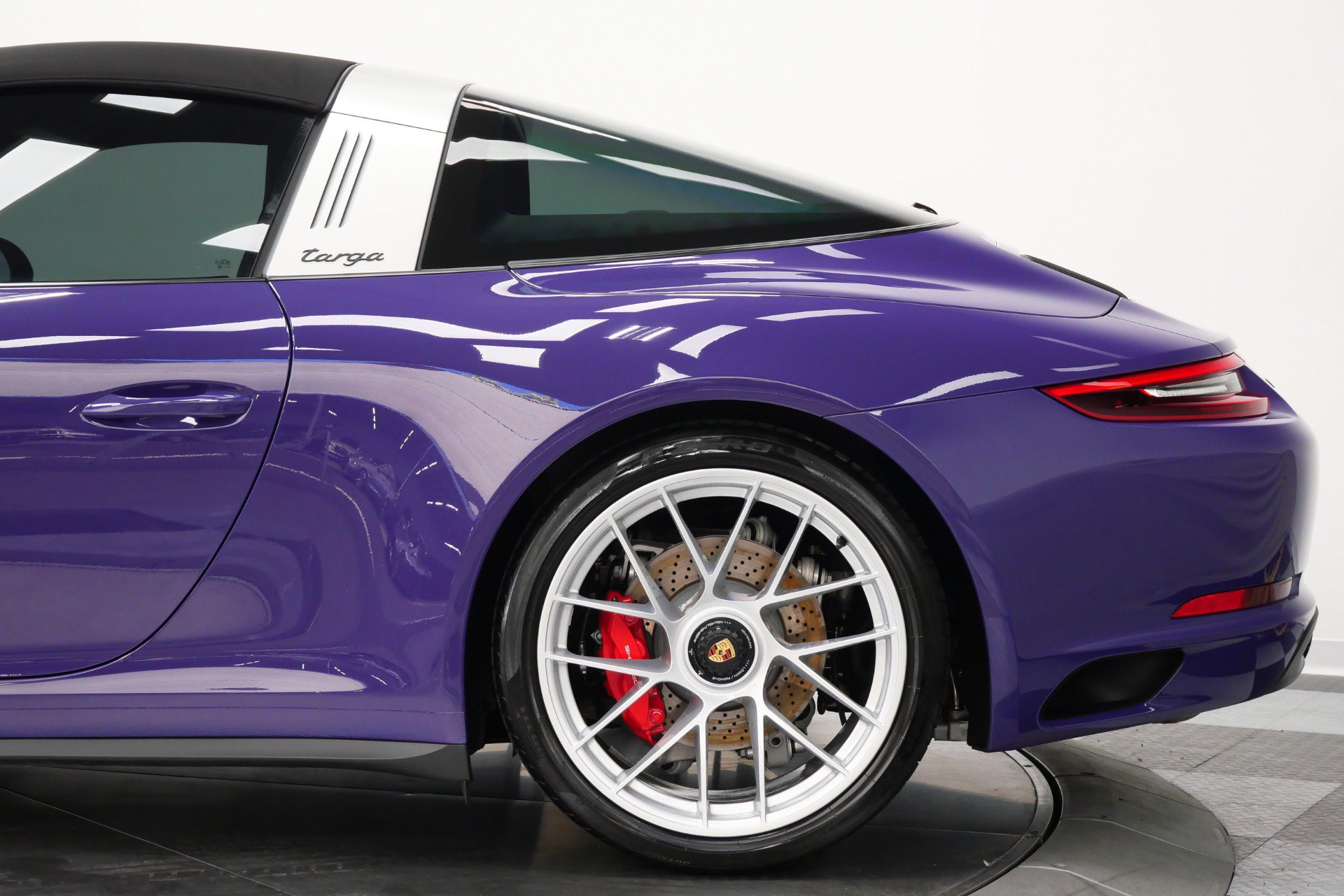 Used 2018 Porsche 911 Targa 4 GTS AWD/4WD image 45