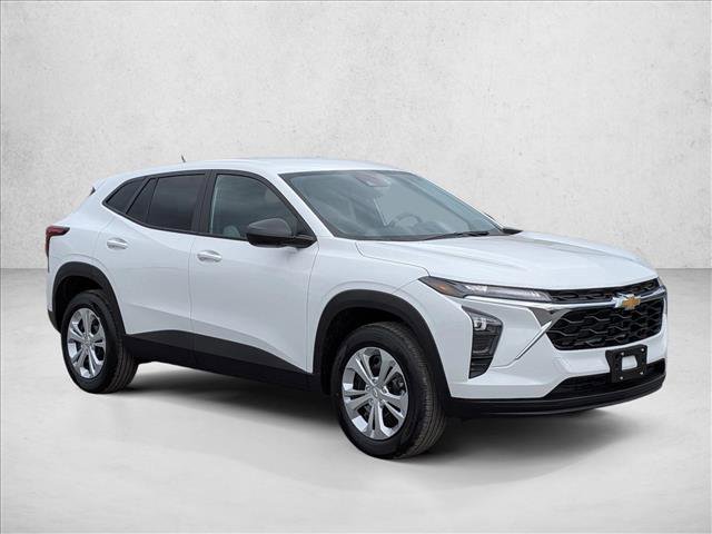 New 2026 Chevrolet Trax LS w/ Driver Confidence Package FWD image 3