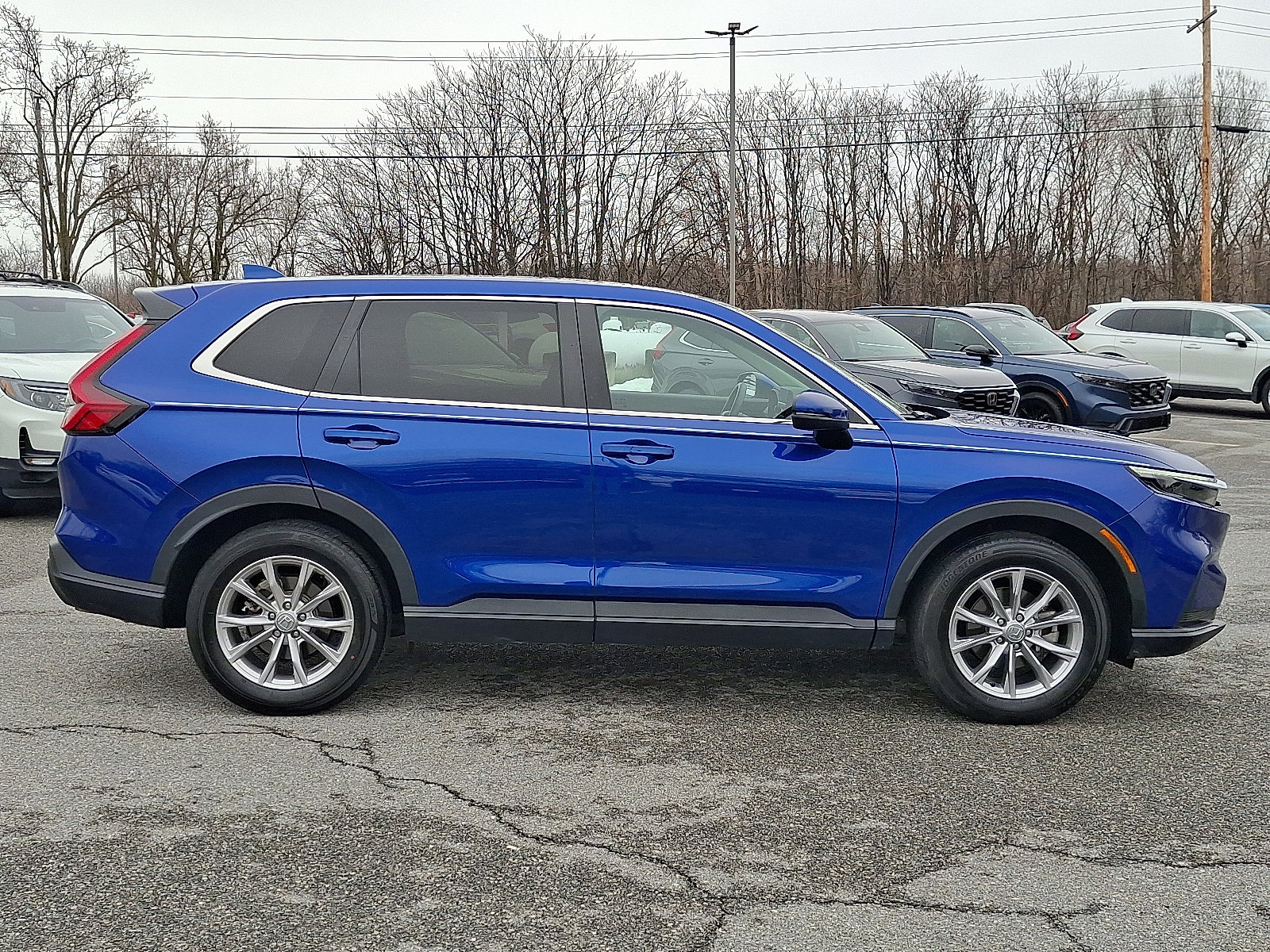 Used 2023 Honda CR-V EX image 7