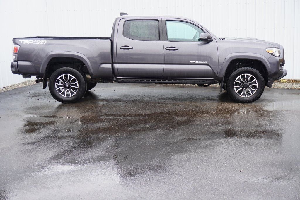 Used 2021 Toyota Tacoma TRD Sport image 2