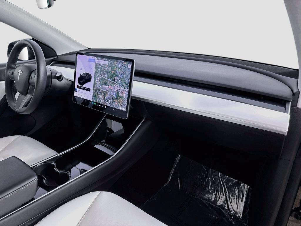 Used 2020 Tesla Model Y Long Range AWD/4WD image 34