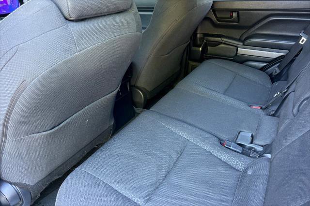 Certified 2025 Toyota 4Runner SR5 AWD/4WD image 4
