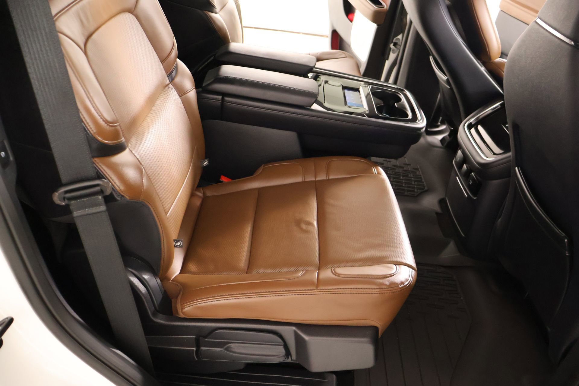 Used 2024 Lincoln Navigator Reserve AWD/4WD image 16