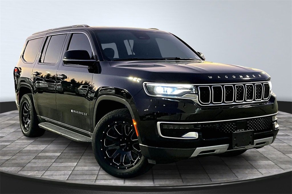 Used 2022 Jeep Wagoneer Series II image 2