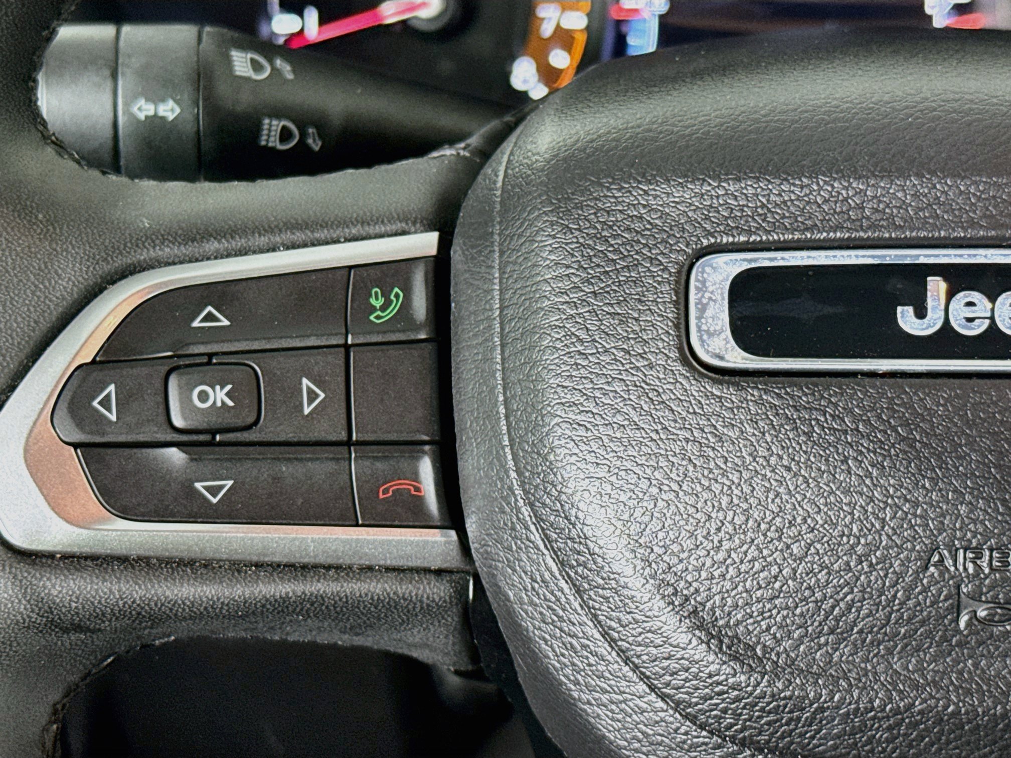 Used 2023 Jeep Compass Limited AWD/4WD image 11
