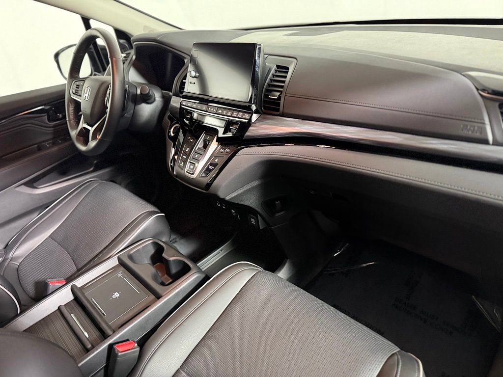 Used 2025 Honda Odyssey Elite image 27