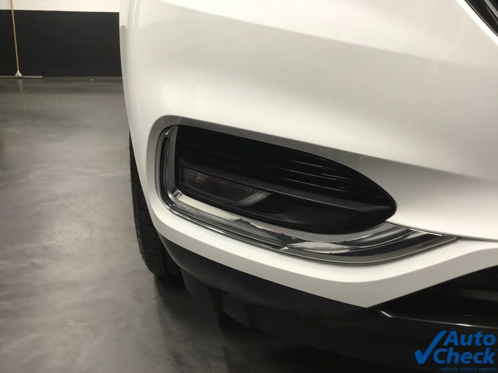 Used 2018 Buick Enclave Essence image 18