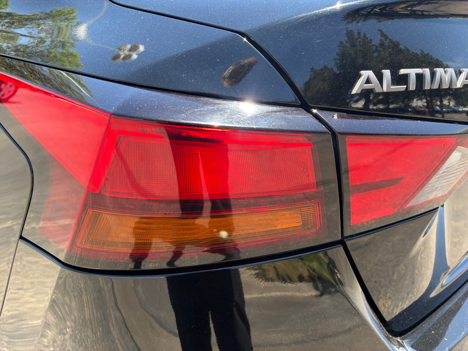 Used 2024 Nissan Altima 2.5 SR w/ SR Premium Package FWD image 31