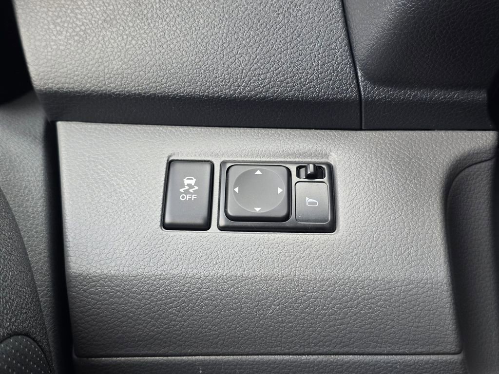 Used 2018 Nissan NV200 SV w/ Navigation Package image 30