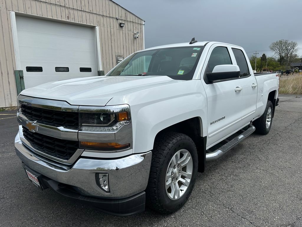 Used 2019 Chevrolet Silverado 1500 LT w/ All Star Edition AWD/4WD image 11