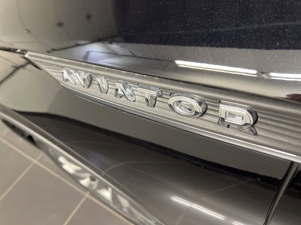 Used 2026 Lincoln Aviator Reserve image 40