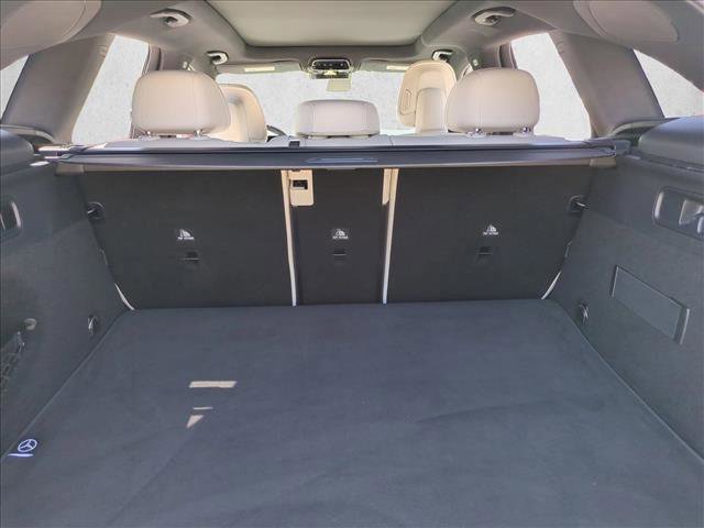 Used 2025 Mercedes-Benz GLC 300 image 6