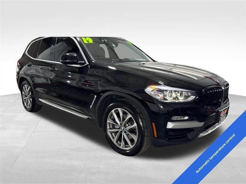 Used 2019 BMW X3 xDrive30i w/ Convenience Package AWD/4WD image 3