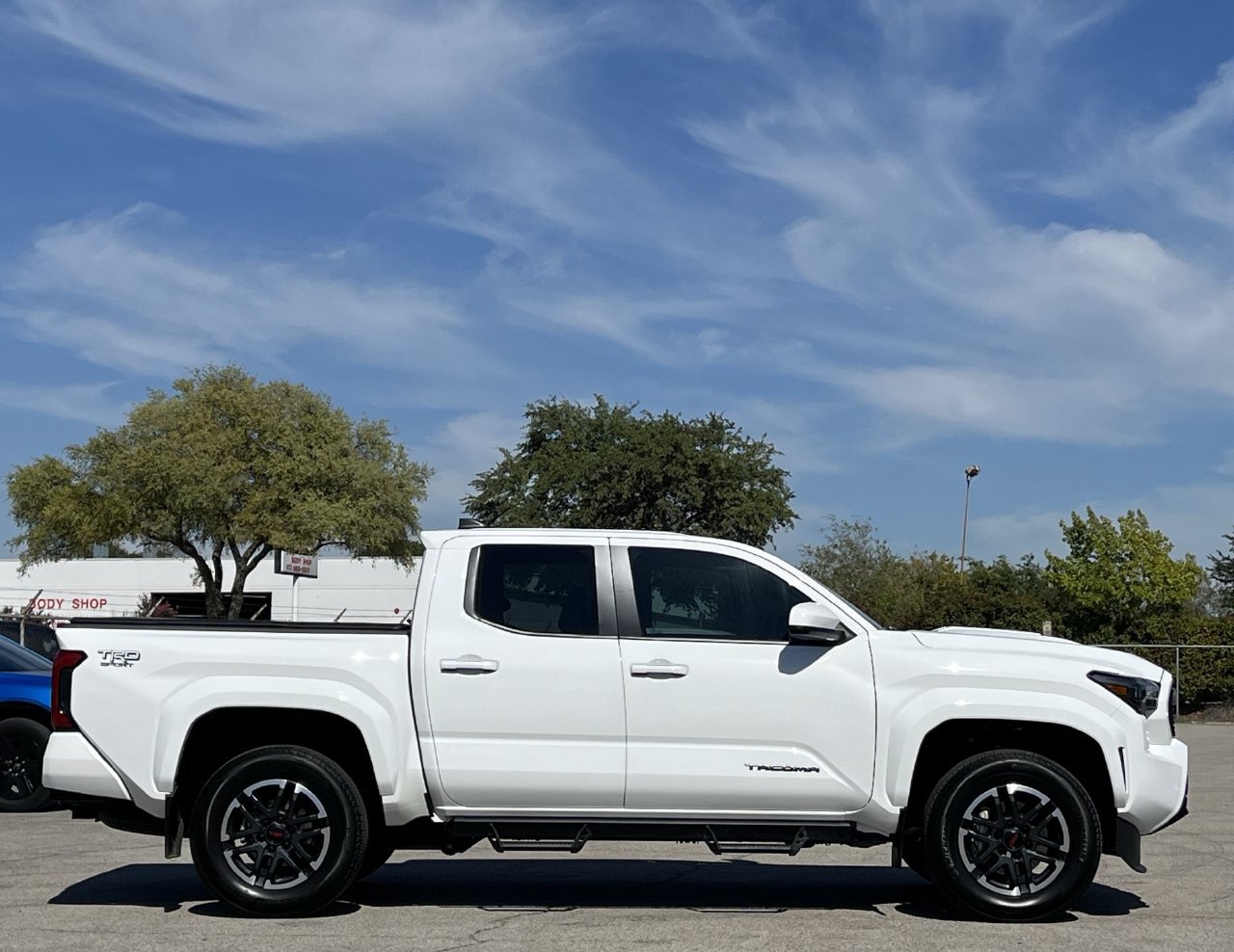 Used 2024 Toyota Tacoma TRD Sport AWD/4WD image 3