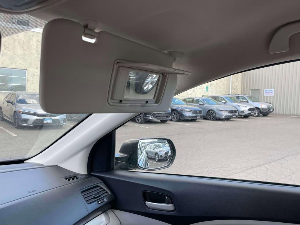 Used 2013 Honda CR-V LX image 31