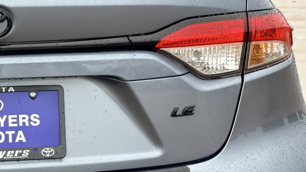 Used 2026 Toyota Corolla LE FWD image 10