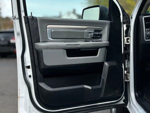 Used 2017 RAM 1500 Big Horn AWD/4WD image 9