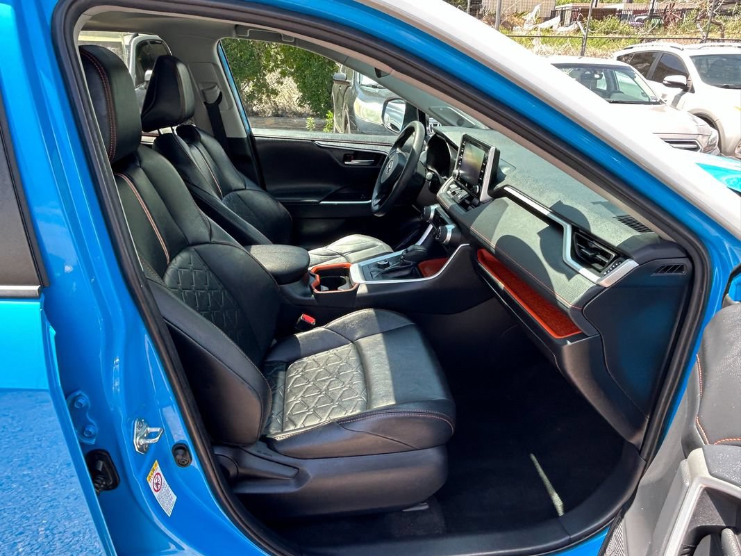 Used 2020 Toyota RAV4 Adventure AWD/4WD image 19