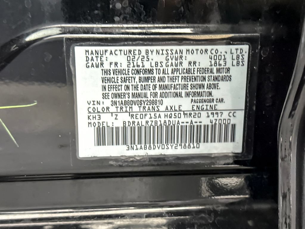 Used 2025 Nissan Sentra SR FWD image 26