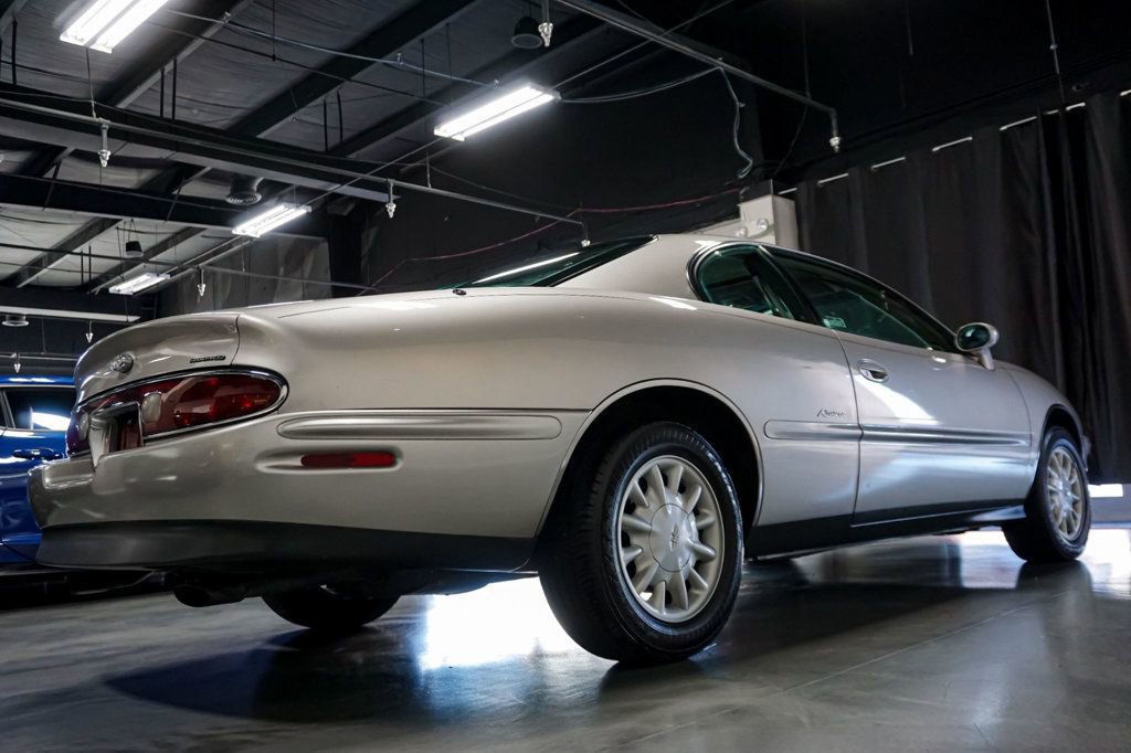 Used 1997 Buick Riviera Supercharged Coupe image 6
