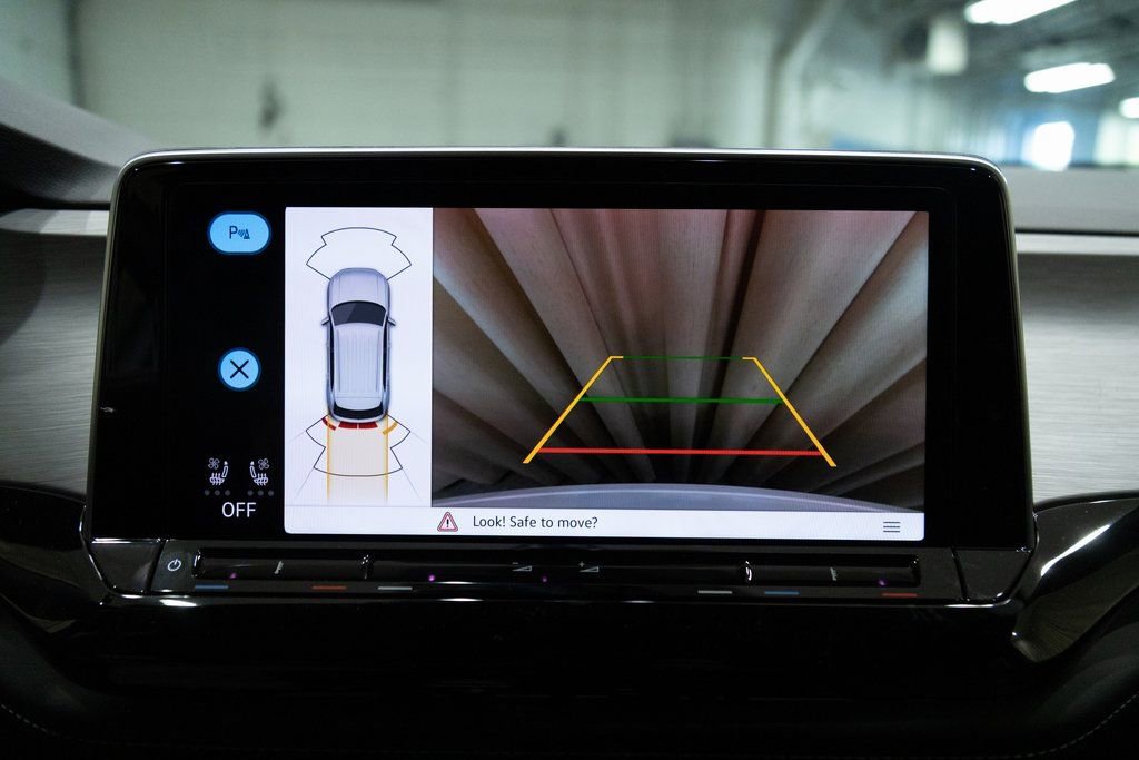 New 2026 Volkswagen Atlas Cross Sport SE image 21