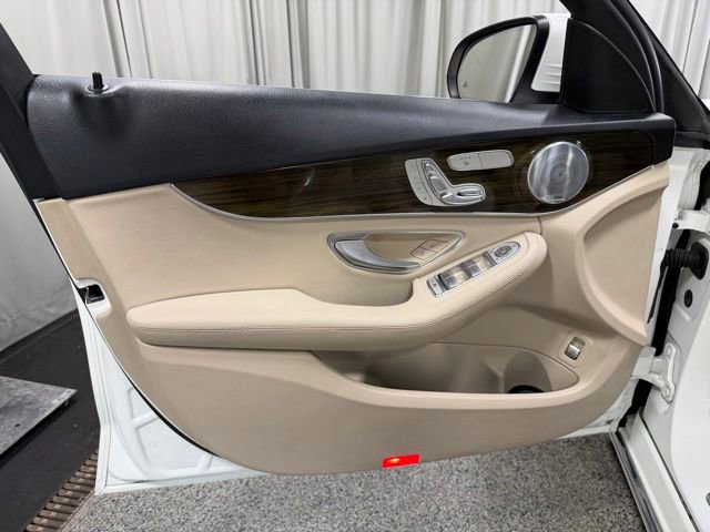 Used 2017 Mercedes-Benz C 300 4MATIC Sedan image 19