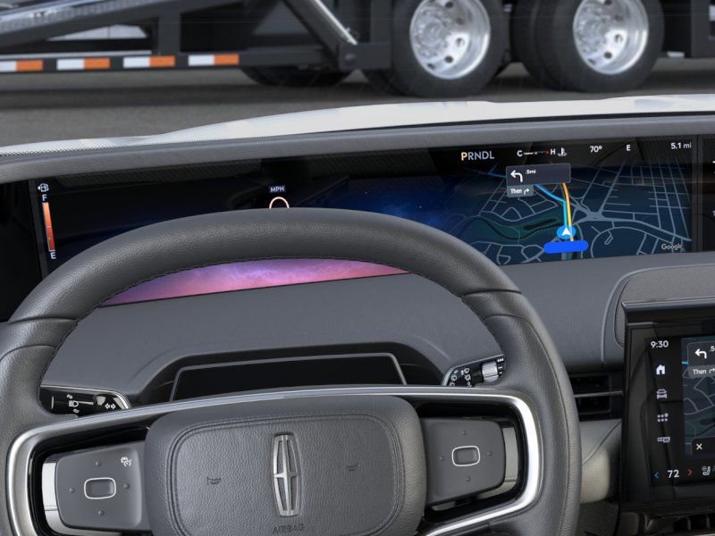 New 2026 Lincoln Nautilus Premier AWD/4WD image 13