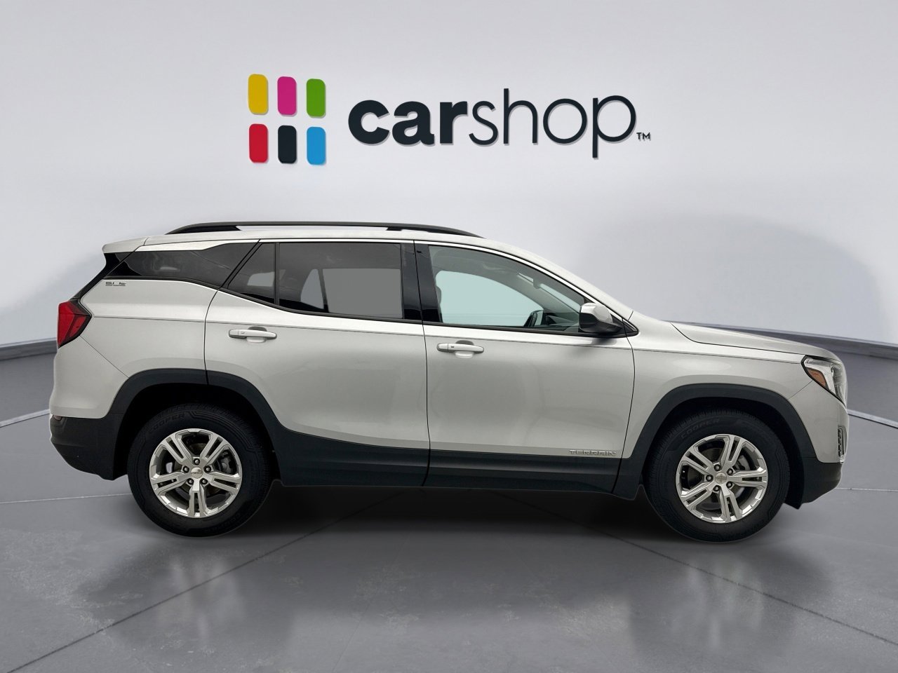 Used 2020 GMC Terrain SLE w/ Driver Convenience Package image 6