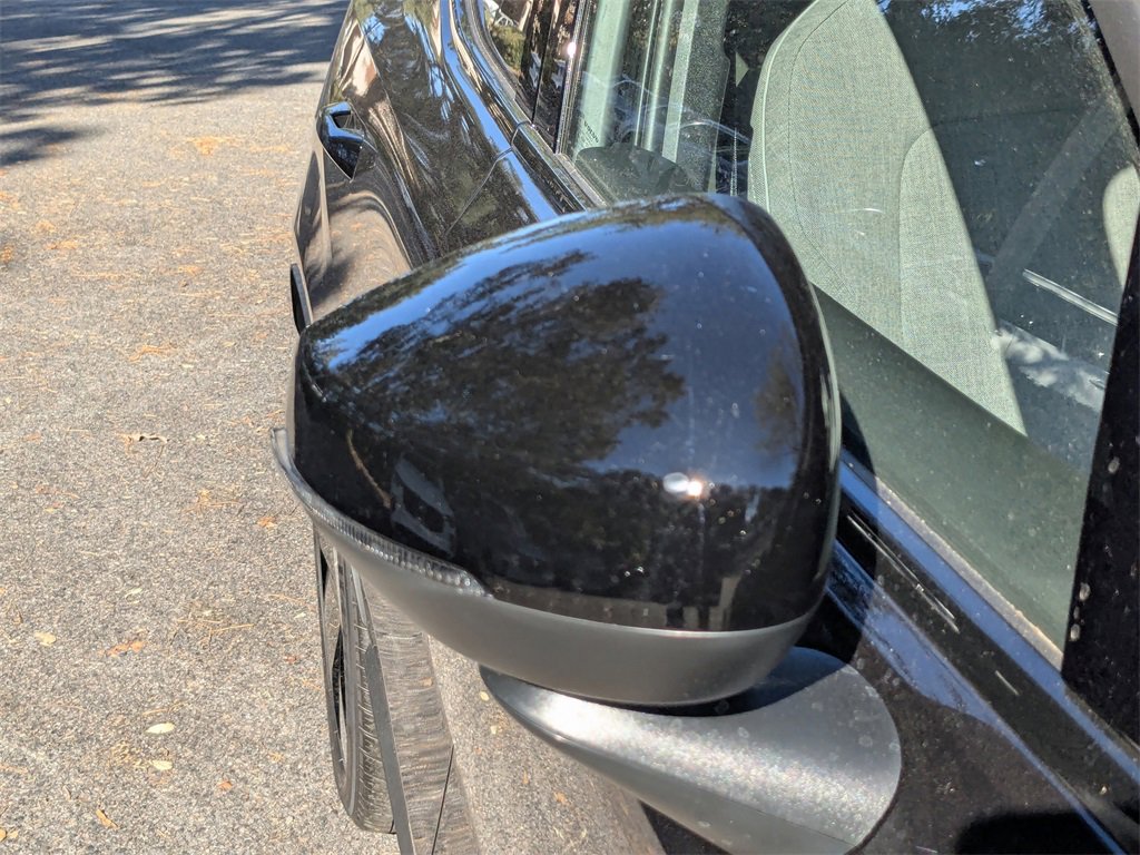 New 2025 Volvo EX30 Ultra w/ Climate Package image 11