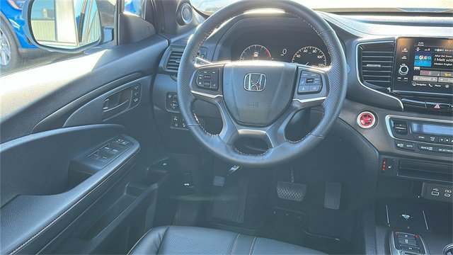 Used 2025 Honda Ridgeline TrailSport image 26