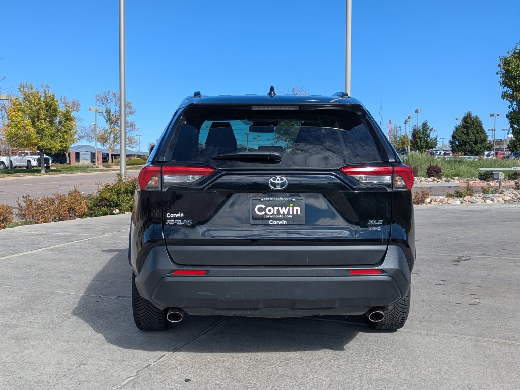 Used 2020 Toyota RAV4 XLE w/ Convenience Package AWD/4WD image 8