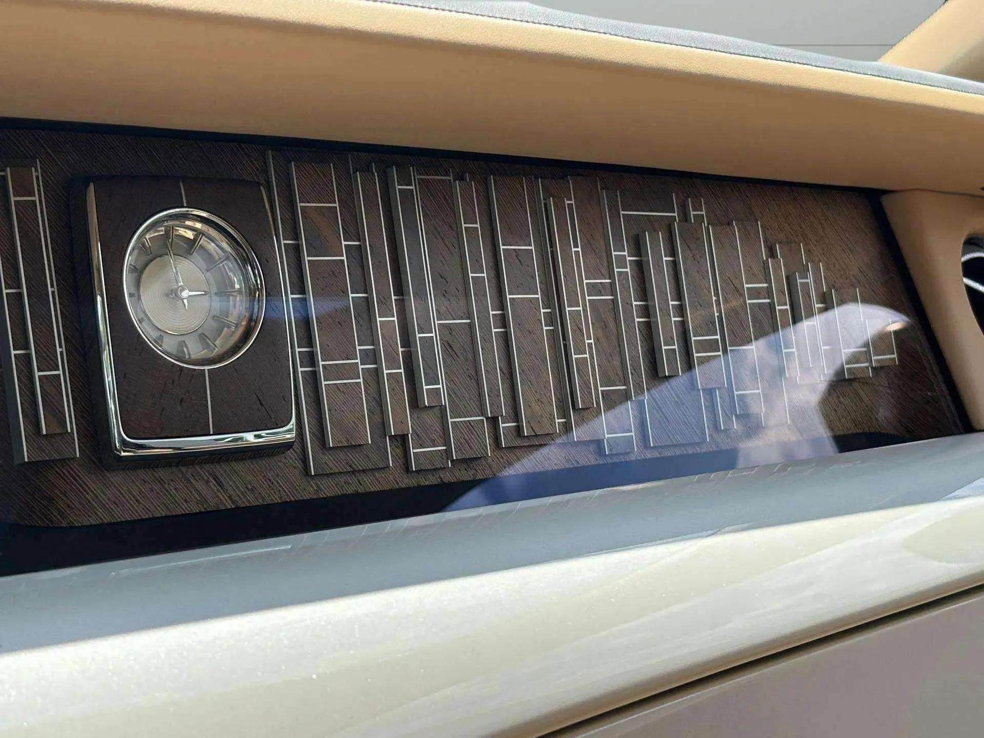 Used 2019 Rolls-Royce Phantom Sedan image 13