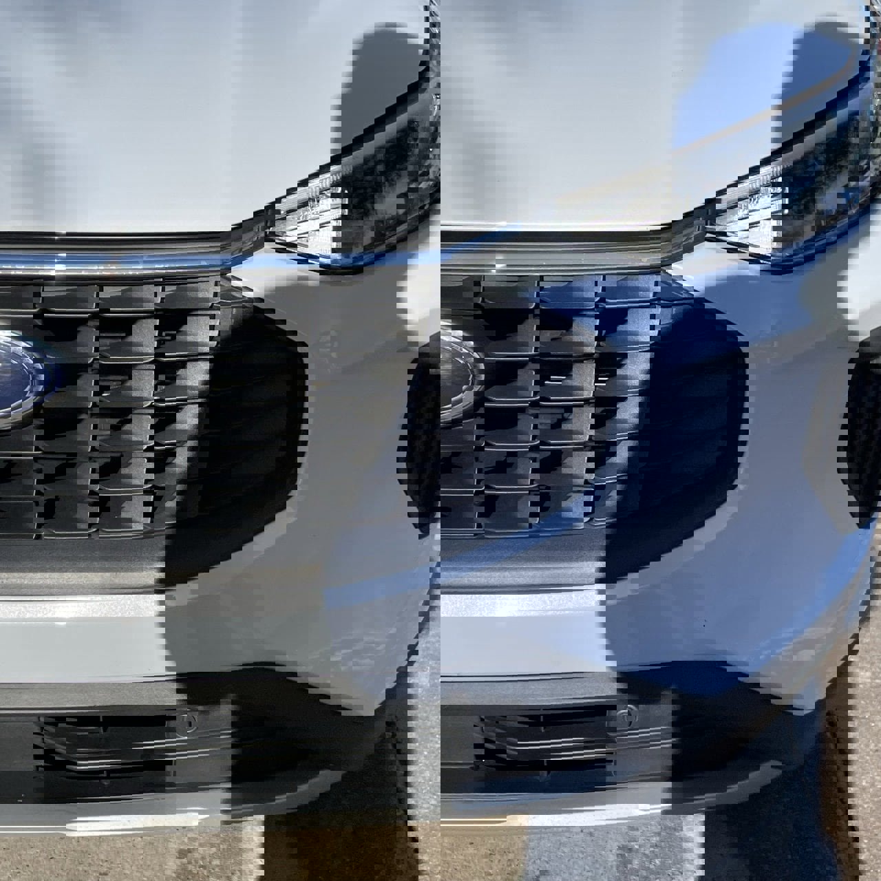 Used 2025 Ford Escape Active image 7