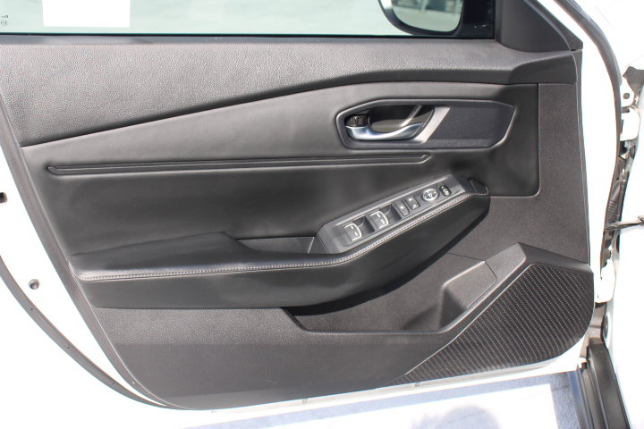 Used 2025 Honda Accord Sport image 9