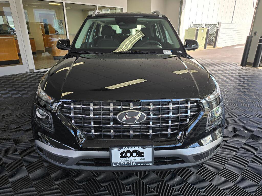 New 2026 Hyundai Venue SEL FWD image 8