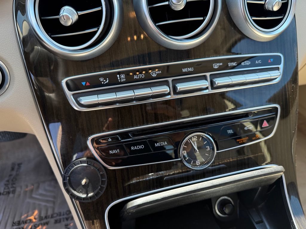 Used 2015 Mercedes-Benz C 300 4MATIC Sedan image 27