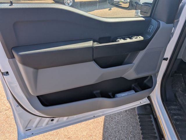 New 2026 Ford F550 4x4 Crew Cab image 15