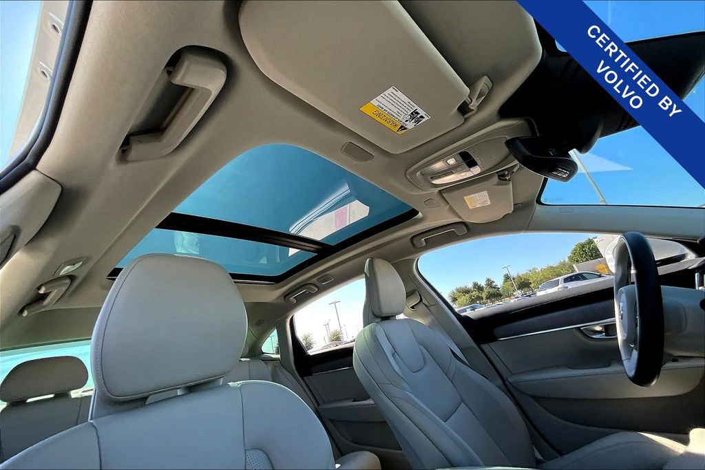 Certified 2024 Volvo S90 T8 Ultimate w/ Lounge Package image 22