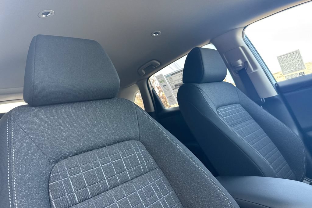 New 2026 Honda HR-V LX image 17