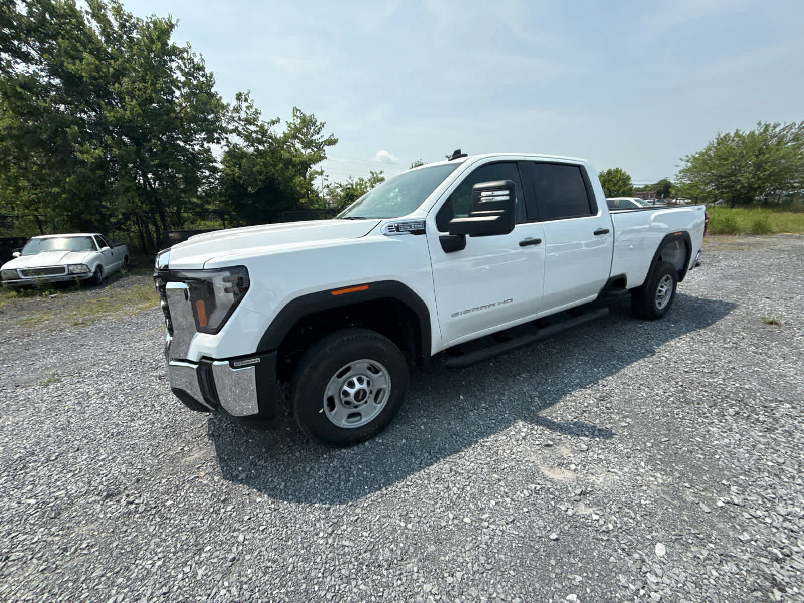 New 2026 GMC Sierra 2500 Pro w/ Convenience Package AWD/4WD video 2