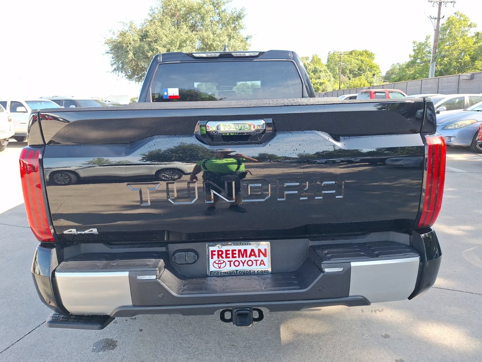 Used 2026 Toyota Tundra Limited w/ Power Package AWD/4WD image 5
